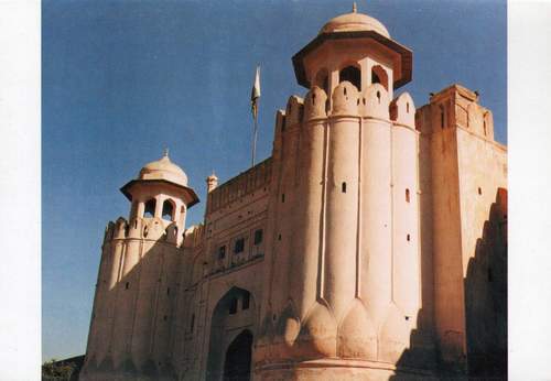 (image for) Pakistan Postcard Royal Lahore Fort