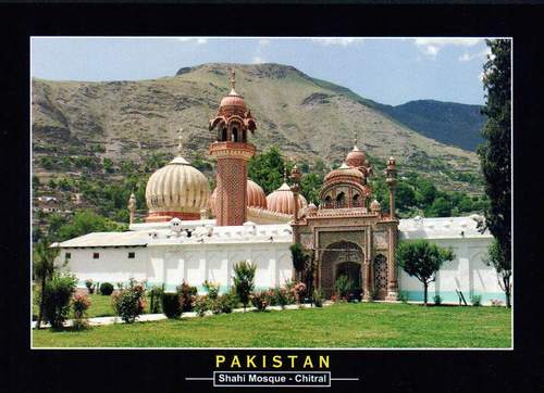 (image for) Pakistan Beautiful Postcard Shahi Mosque Chitral