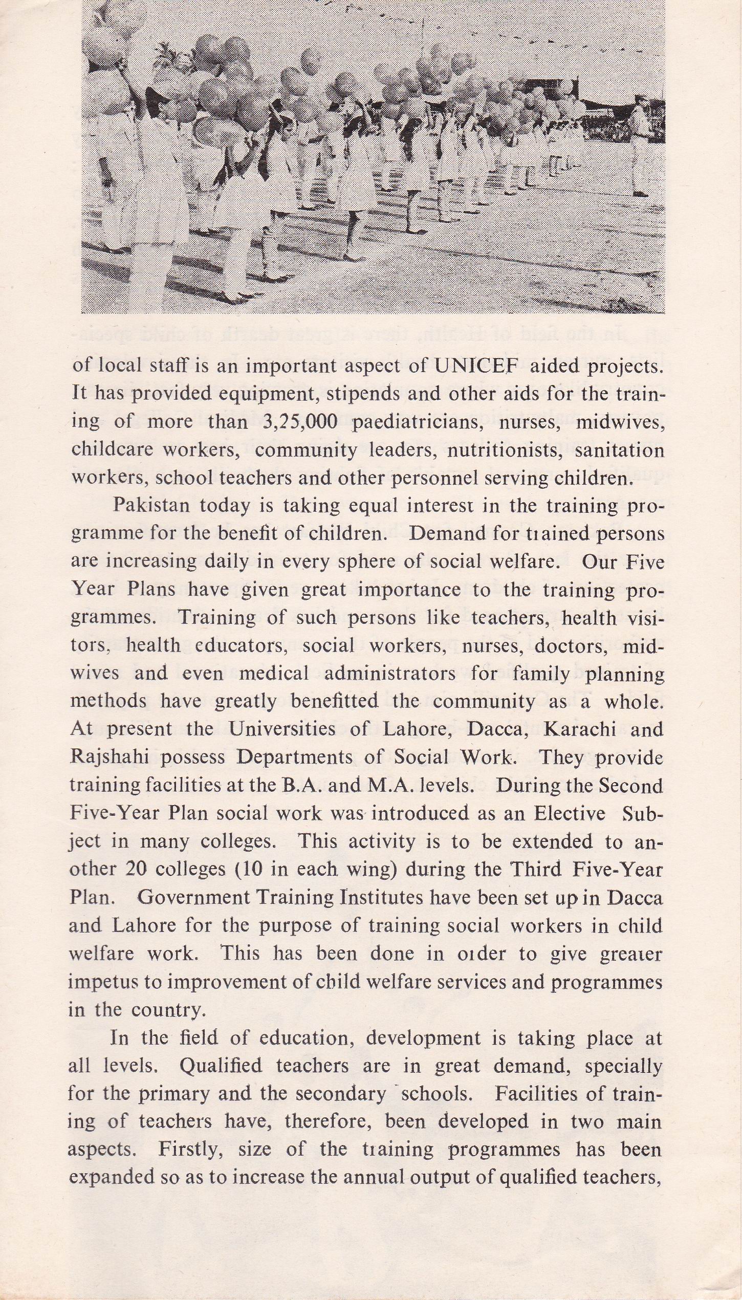 (image for) Pakistan Fdc 1969 Brochure & Stamp Universal Children's Day
