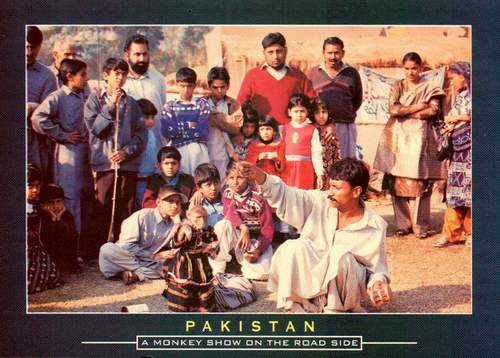 (image for) Pakistan Beautiful Postcard Typical Roadside Monkey Show
