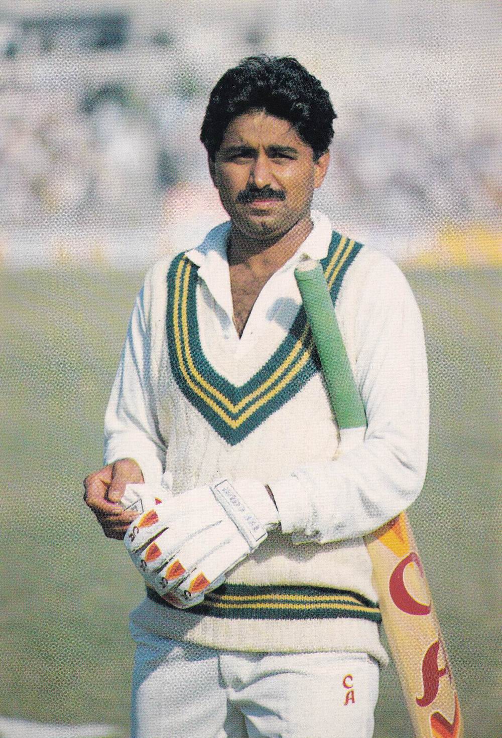 (image for) Pakistan Beautiful Postcard Cricket Legend Javed Miandad