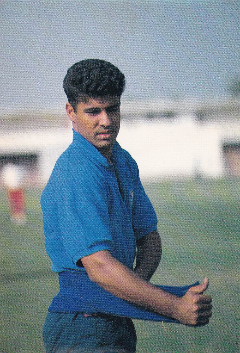 (image for) Pakistan Beautiful Postcard Cricket Legend Waqar Younis