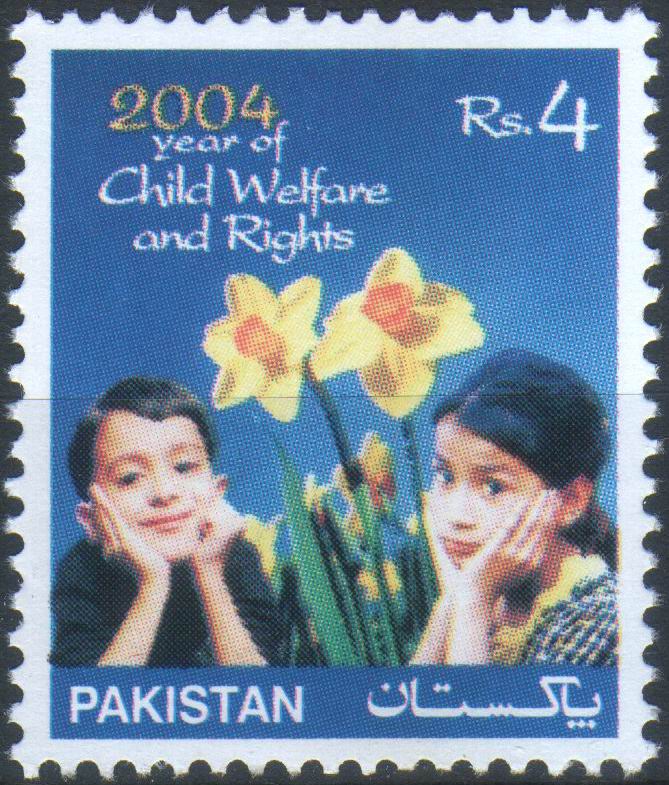(image for) Pakistan Stamps 2004 Year of Child Right