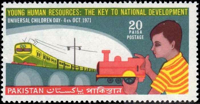 (image for) Pakistan Stamps 1971 Universal Children's Day Train