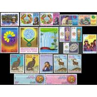 Pakistan Stamps 1975 Year Pack Dr Albert Birds Nurse Bhutto
