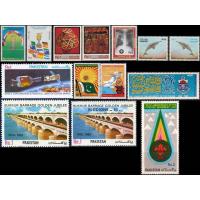 Pakistan Stamps 1982 Year Pack Blind Indus Dolphin Hockey TB